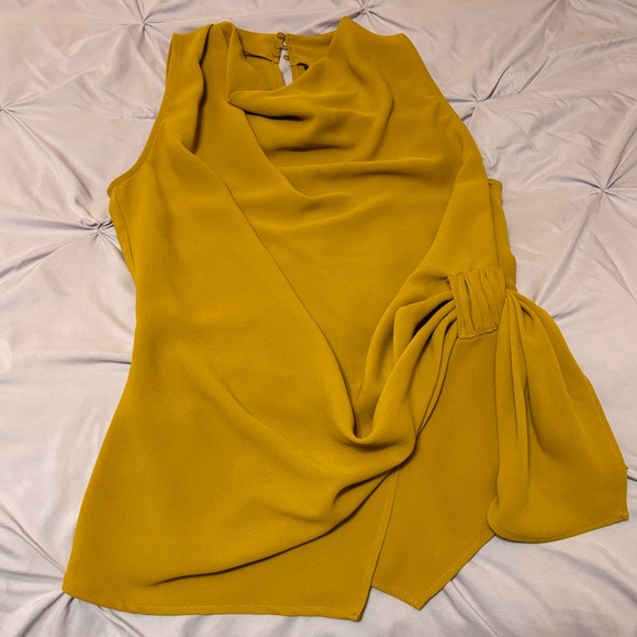 ZARA SOLD - Picture 3 of 9